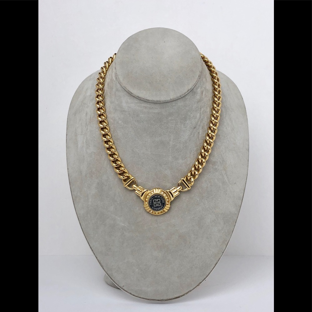 GIVENCHY VTG COIN NECKLACE CONTINUED